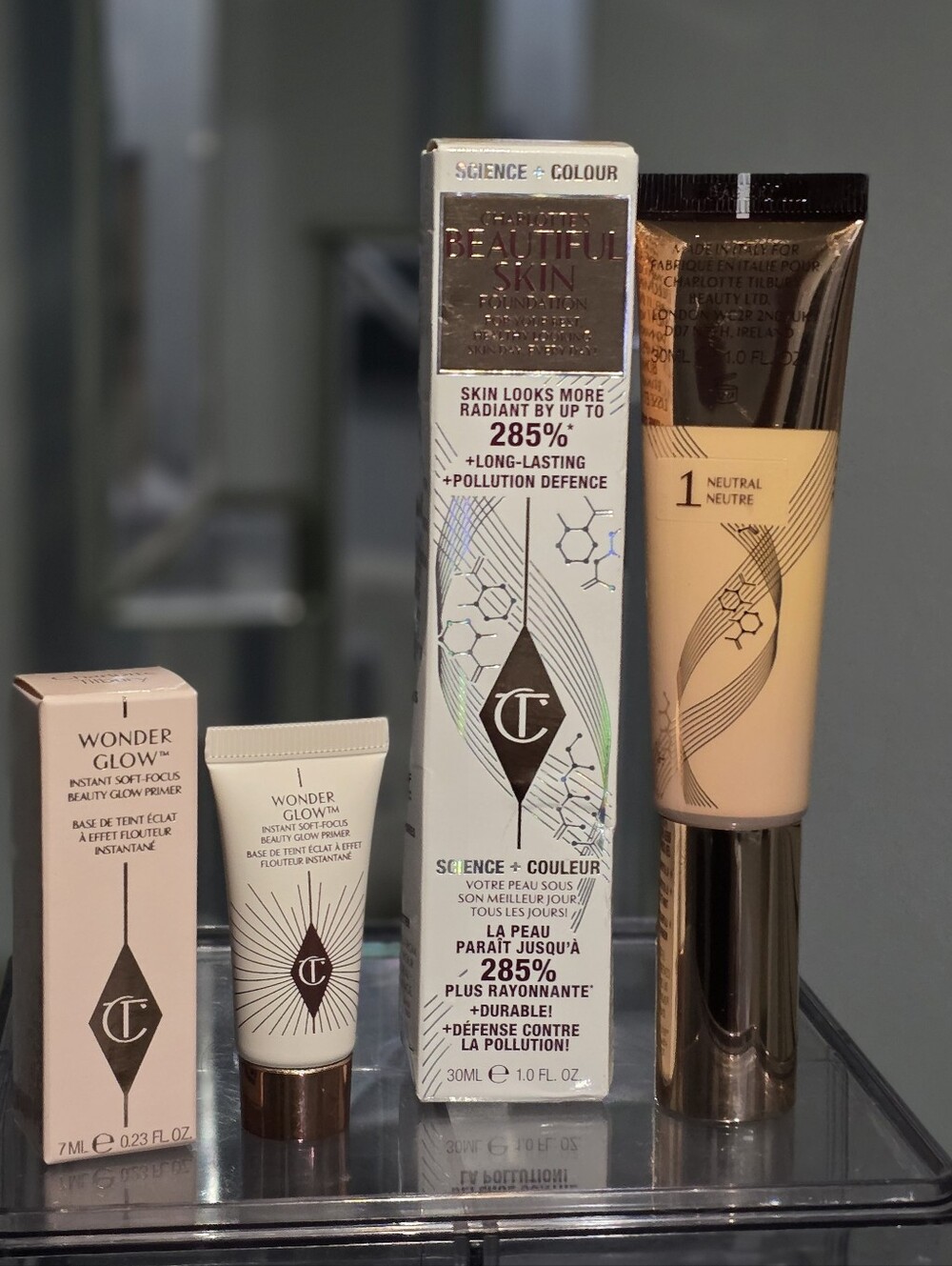 Charlotte Tilbury Beautiful Skin Foundation (1 Neutral) & Mini Wonderglow Primer